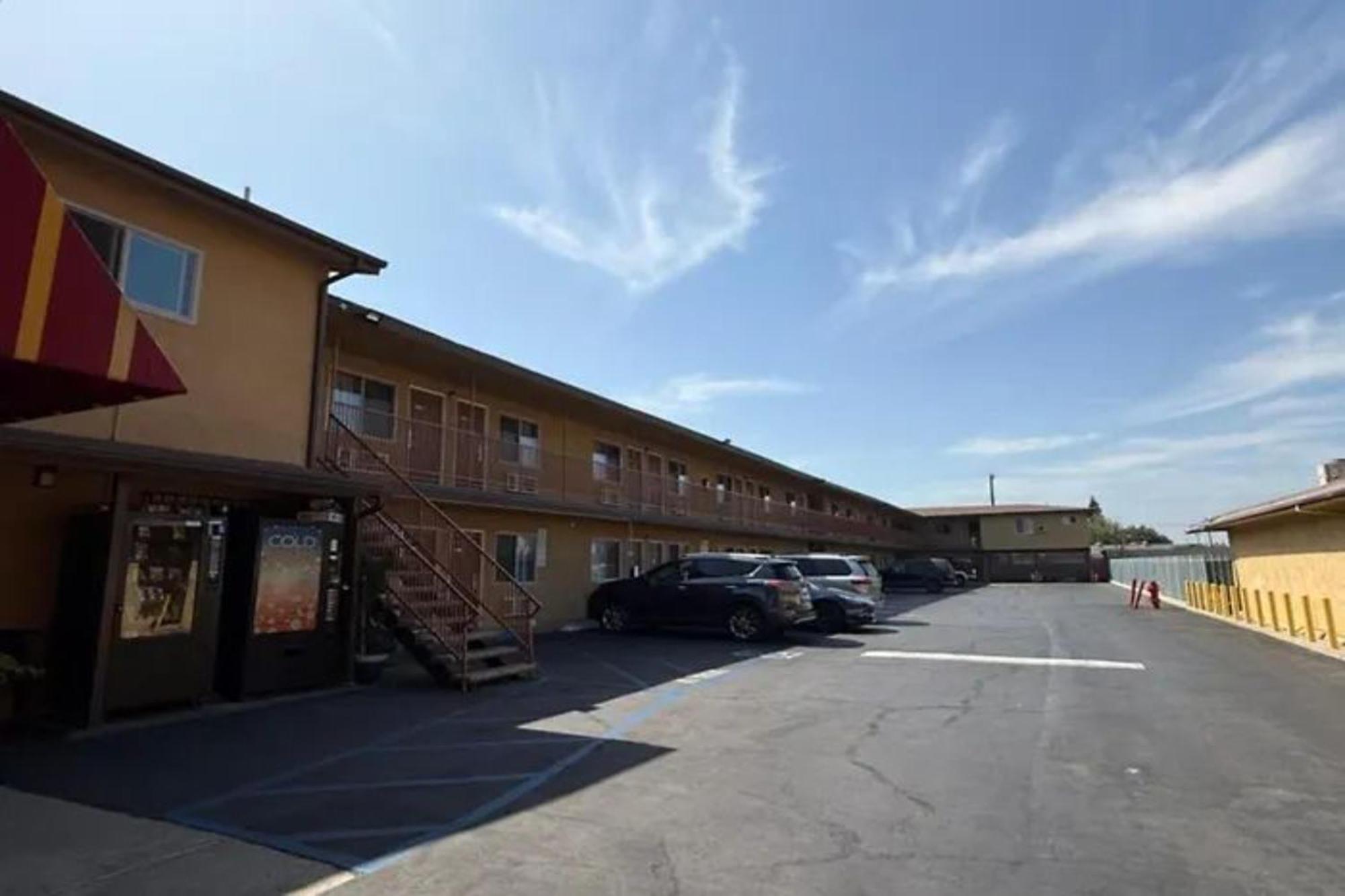 Robinhood Motel Anaheim West Exterior foto